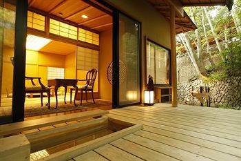 Choraku Ryokan Kobe Ngoại thất bức ảnh